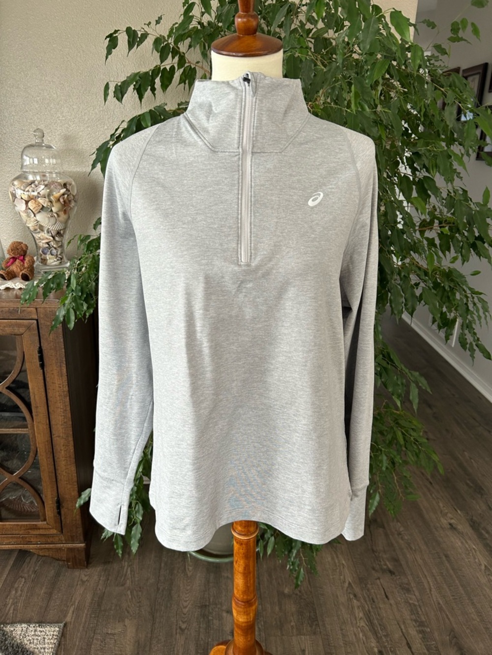 Asics Half Zip